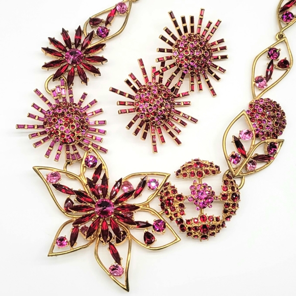 Oscar de la Renta Garnet + Ruby Swarovski Crystal Flower Statement Jewelry Set - Picture 1 of 13